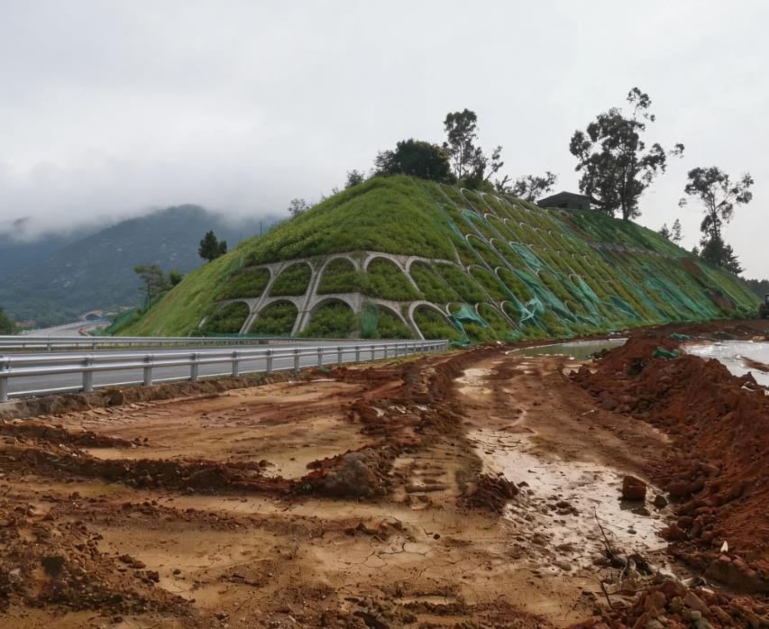 化州边坡绿化工程